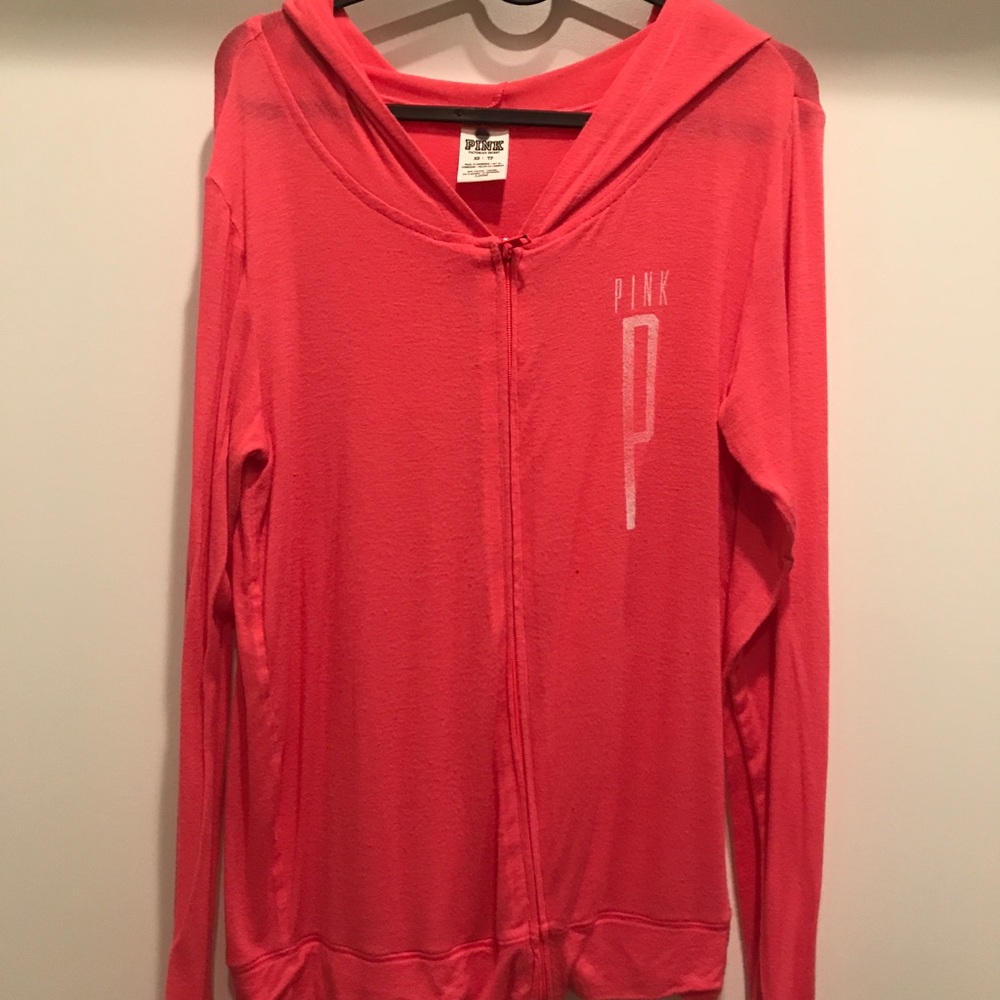 Lightweight VS Pink hoodie